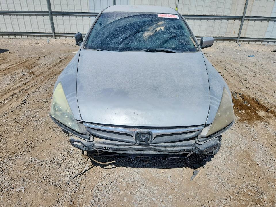 49676496 :رقم المزاد ، 1HGCM66384A065413 vin ، 2004 Honda Accord مزاد بيع