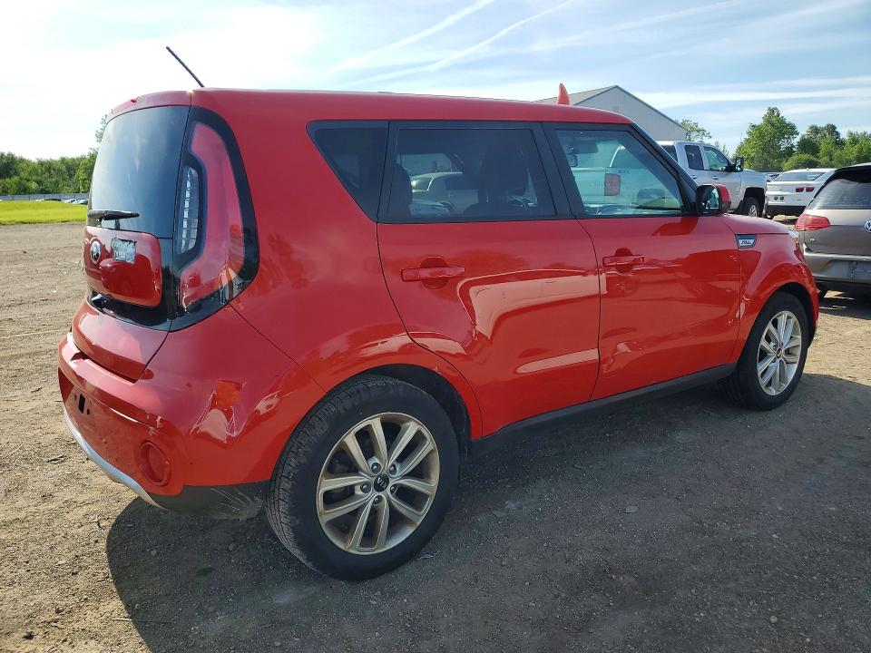 Продаж на аукціоні авто 2017 Kia Soul, vin: KNDJP3A5XH7464458, номер лоту: 57612766