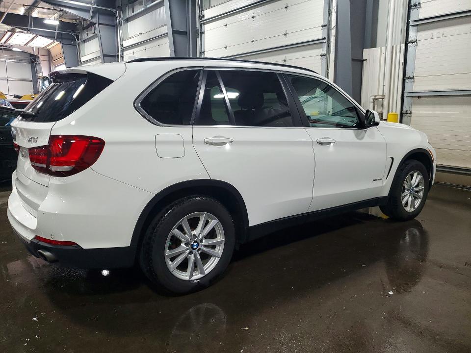 Продажа на аукционе авто 2015 Bmw X5, vin: 5UXKR0C59F0P06154, номер лота: 55651166