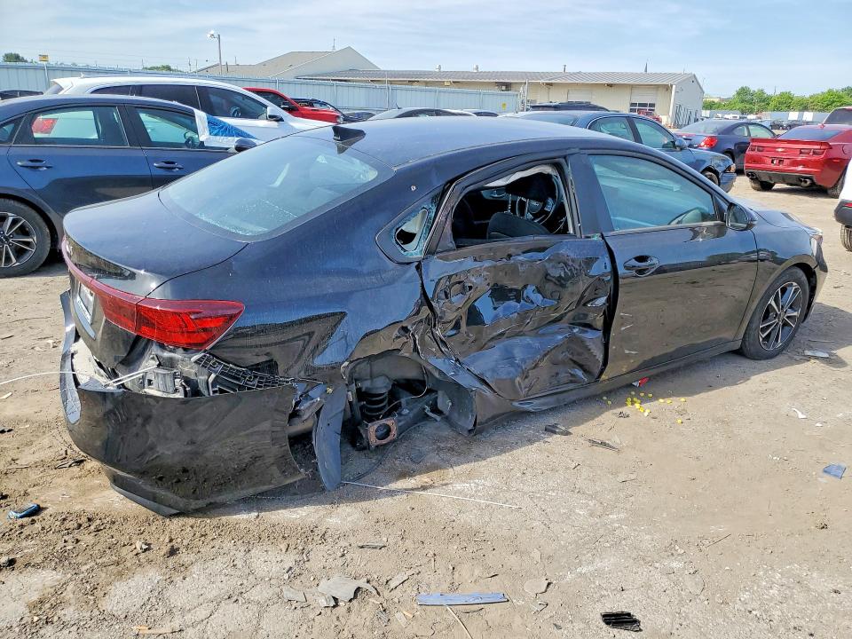 56103096 :رقم المزاد ، 3KPF24AD6RE830662 vin ، 2024 Kia Forte مزاد بيع