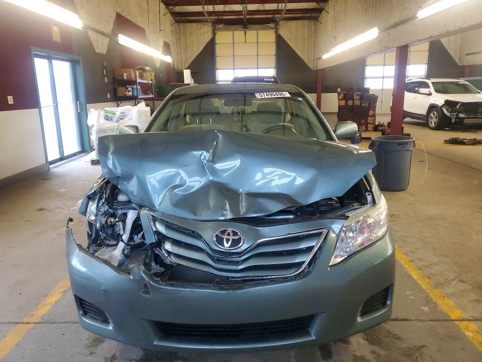 2010 Toyota Camry მანქანა იყიდება აუქციონზე, vin: 4T1BF3EK3AU512733, აუქციონის ნომერი: 57490496