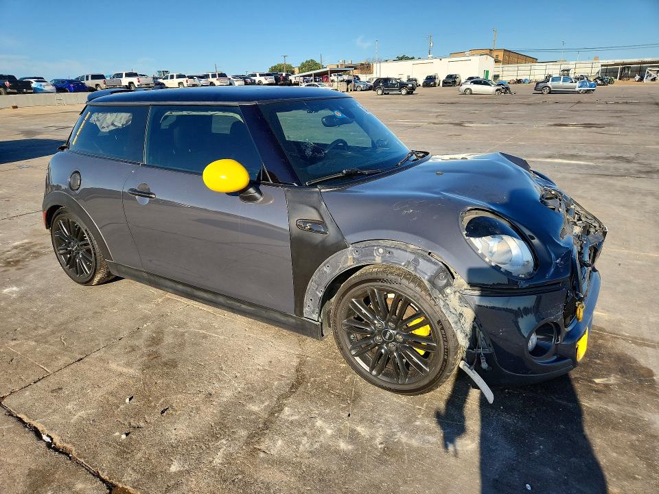Продажа на аукционе авто 2015 Mini Cooper, vin: WMWXP7C55F2C60143, номер лота: 54625526