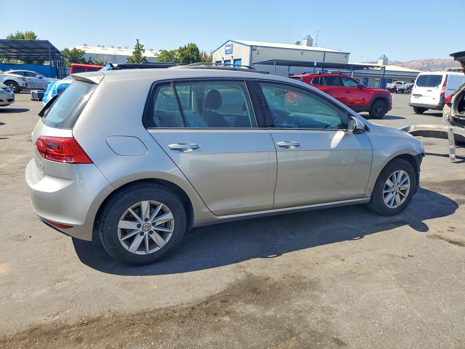 2017 Volkswagen Golf მანქანა იყიდება აუქციონზე, vin: 3VW217AU3HM025318, აუქციონის ნომერი: 58001026