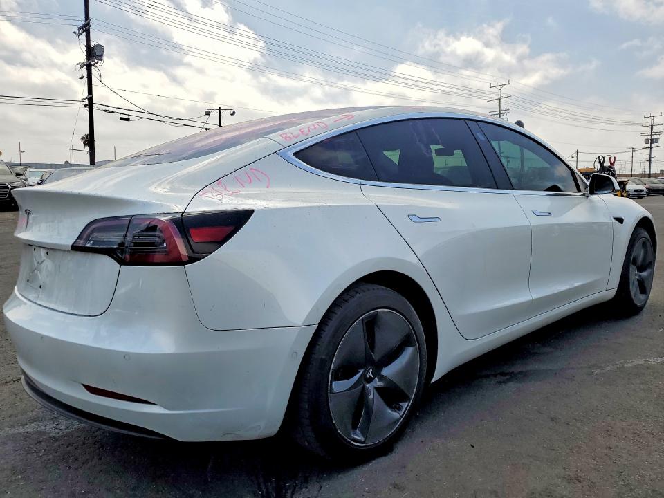 Продажа на аукционе авто 2017 Tesla Model 3, vin: 5YJ3E1EA2HF003128, номер лота: 56484736