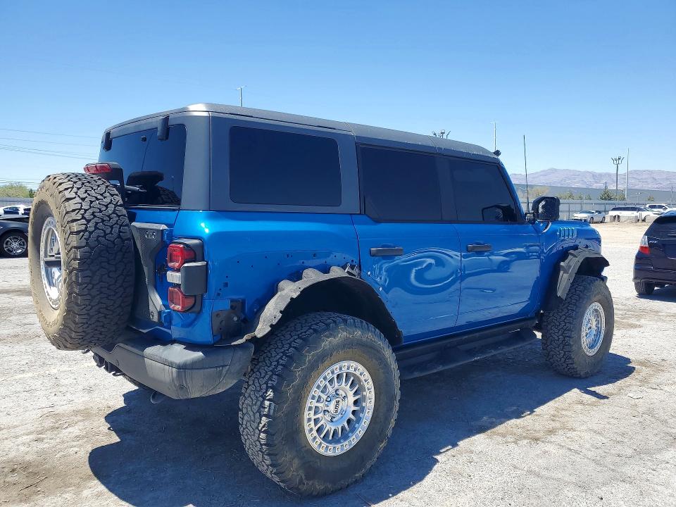 2024 Ford Bronco მანქანა იყიდება აუქციონზე, vin: 1FMEE0RR8RLA62553, აუქციონის ნომერი: 56698046