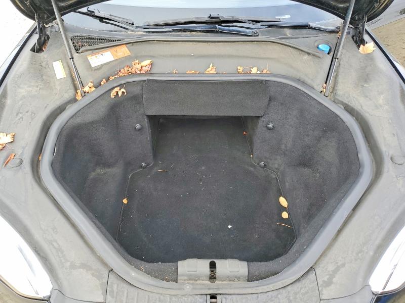 58150996 :رقم المزاد ، 5YJSA1H19EFP35397 vin ، 2014 Tesla Model S مزاد بيع