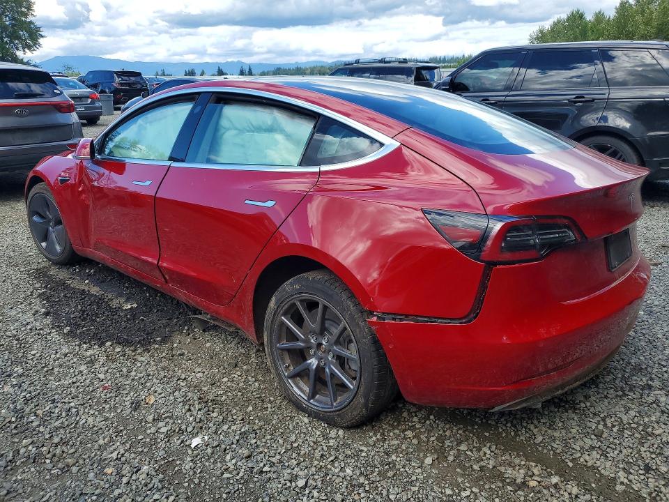 57092036 :رقم المزاد ، 5YJ3E1EA7KF526541 vin ، 2019 Tesla Model 3 مزاد بيع