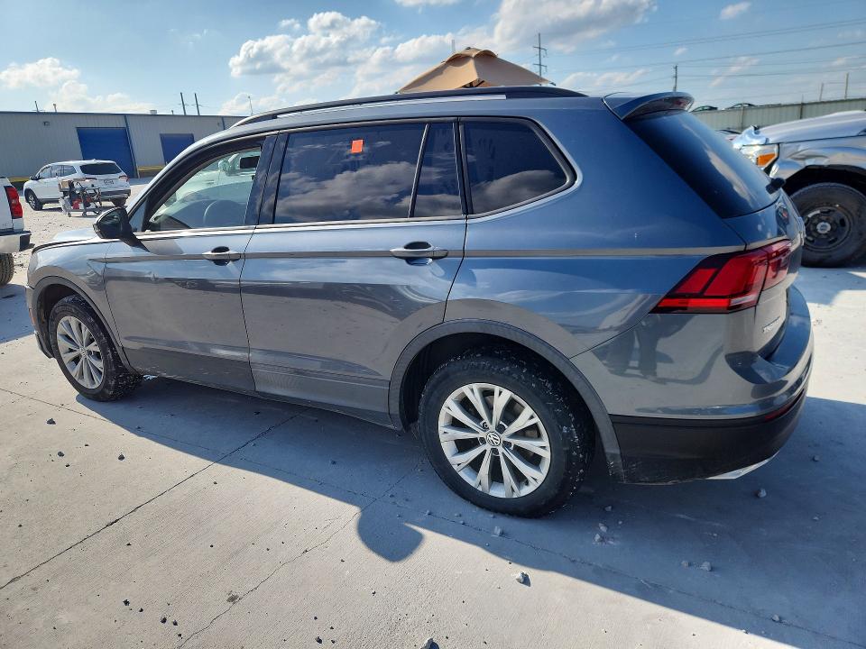 57857236 :رقم المزاد ، 3VV1B7AX5JM054509 vin ، 2018 Volkswagen Tiguan مزاد بيع