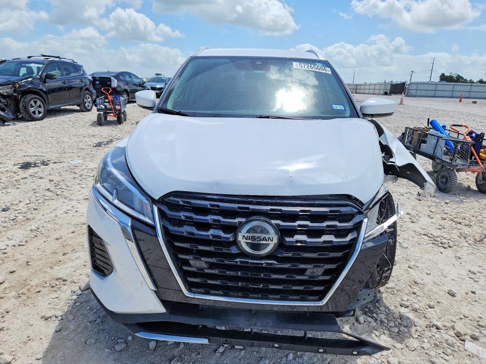57265606 :رقم المزاد ، 3N1CP5CV1ML505893 vin ، 2021 Nissan Kicks مزاد بيع