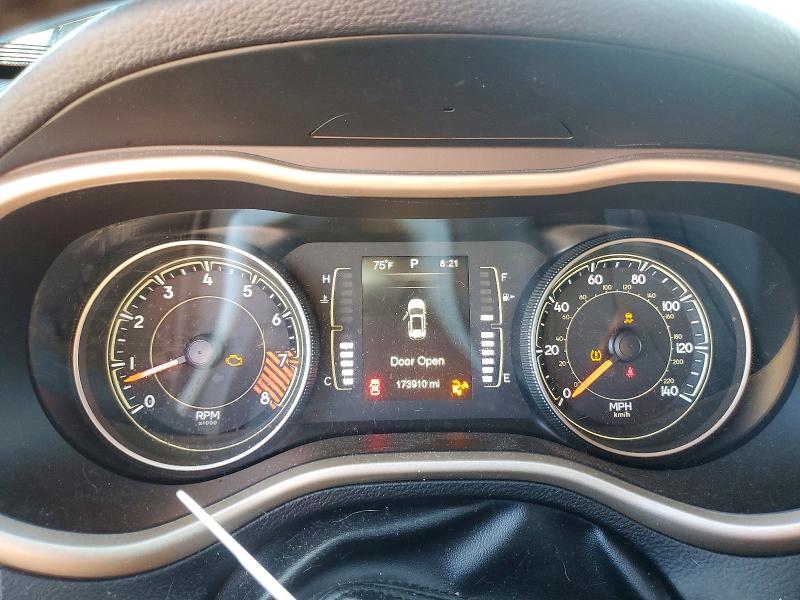 2015 Jeep Cherokee მანქანა იყიდება აუქციონზე, vin: 1C4PJMCSXFW606511, აუქციონის ნომერი: 58150946