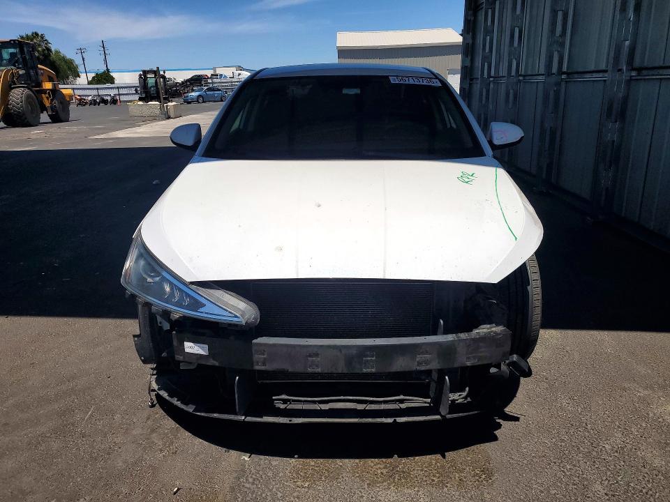 2020 Hyundai Elantra მანქანა იყიდება აუქციონზე, vin: 5NPD84LF5LH548567, აუქციონის ნომერი: 56713736