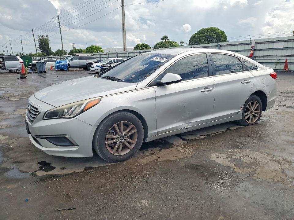 2017 Hyundai Sonata მანქანა იყიდება აუქციონზე, vin: 5NPE24AF4HH490970, აუქციონის ნომერი: 55681906