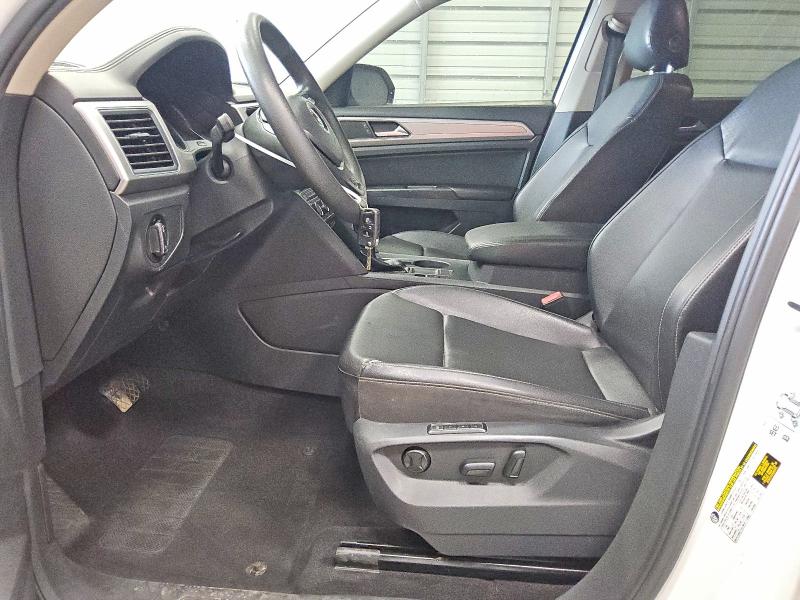 2018 Volkswagen Atlas მანქანა იყიდება აუქციონზე, vin: 1V2AP2CA1JC547227, აუქციონის ნომერი: 53713706