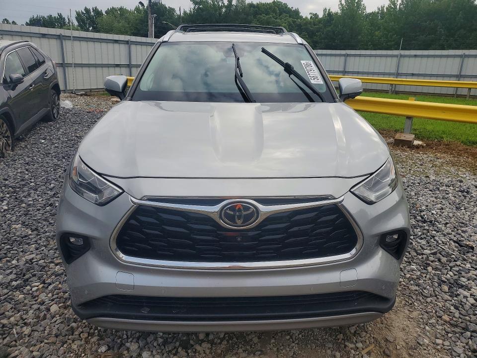 Aukcja sprzedaży 2023 Toyota Highlander, vin: 5TDKDRBH5PS513093, numer aukcji: 58779786