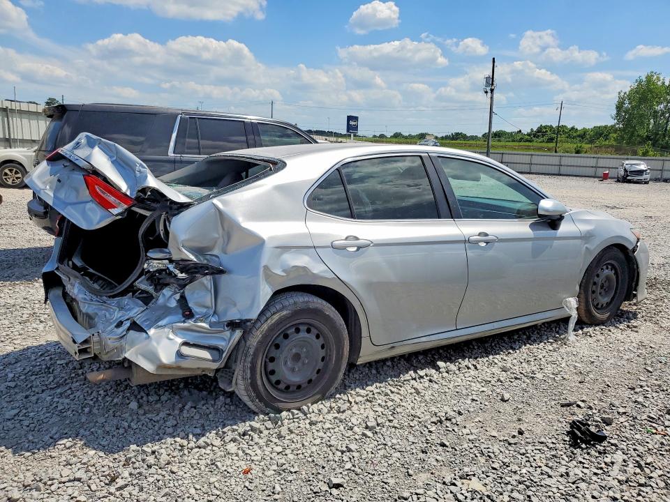 Продаж на аукціоні авто 2018 Toyota Camry, vin: 4T1B11HK9JU552880, номер лоту: 55407936