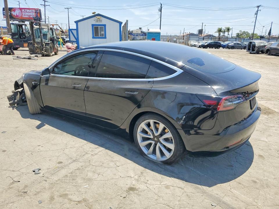 56107406 :رقم المزاد ، 5YJ3E1EAXLF645489 vin ، 2020 Tesla Model 3 مزاد بيع