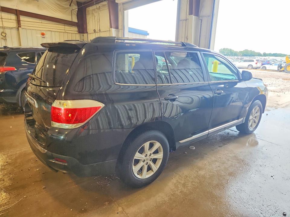 Продажа на аукционе авто 2013 Toyota Highlander, vin: 5TDBK3EH5DS253272, номер лота: 58473186