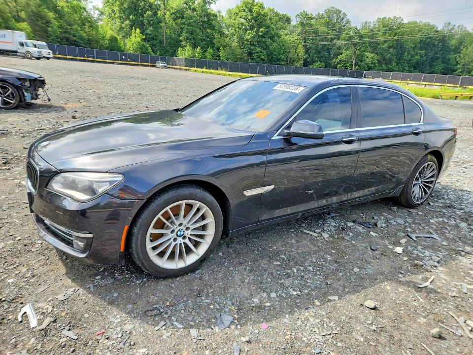 57398226 :رقم المزاد ، WBAYF8C5XDD140270 vin ، 2013 Bmw 750 مزاد بيع