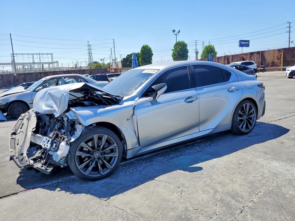 57670766 :رقم المزاد ، JTHBA1D22S5133810 vin ، 2025 Lexus Is 300 مزاد بيع