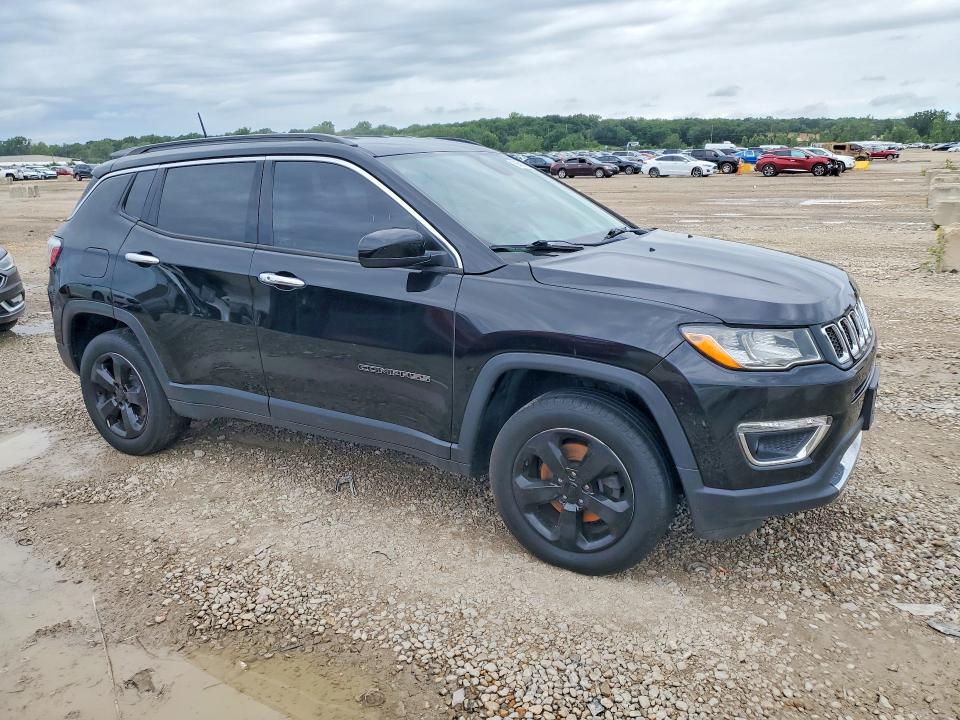 2018 Jeep Compass მანქანა იყიდება აუქციონზე, vin: 3C4NJDBB6JT200247, აუქციონის ნომერი: 56591786