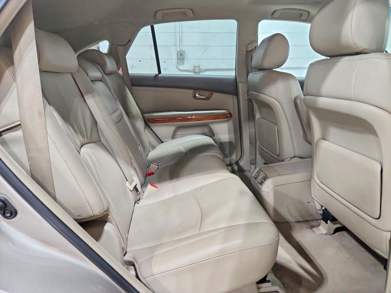 58030526 :رقم المزاد ، 2T2HA31U75C056237 vin ، 2005 Lexus Rx مزاد بيع