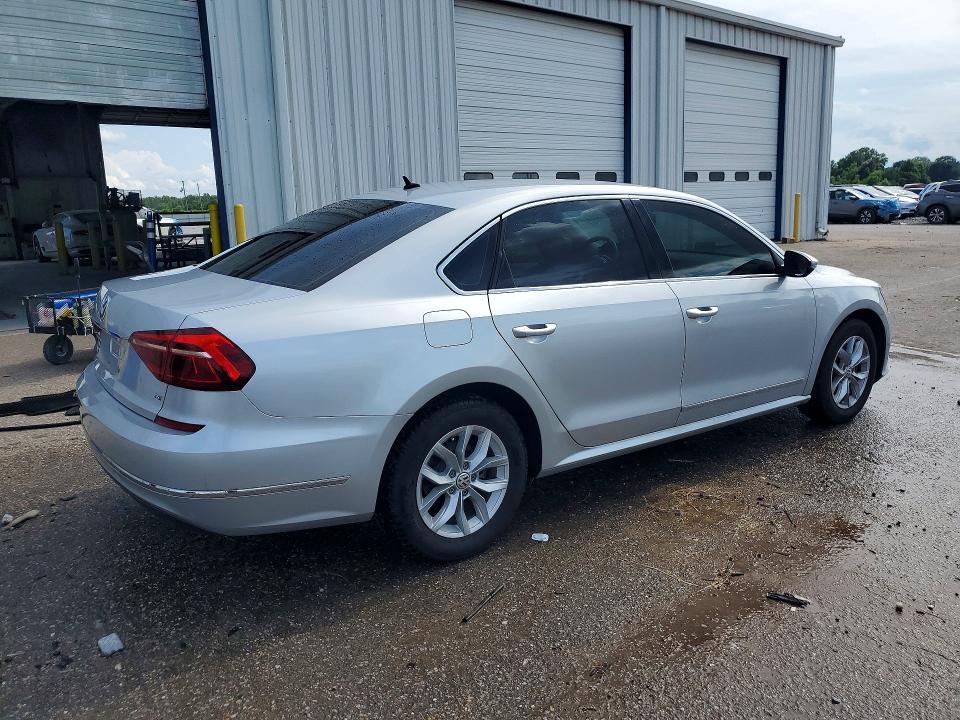 2017 Volkswagen Passat მანქანა იყიდება აუქციონზე, vin: 1VWAT7A38HC058765, აუქციონის ნომერი: 57919346