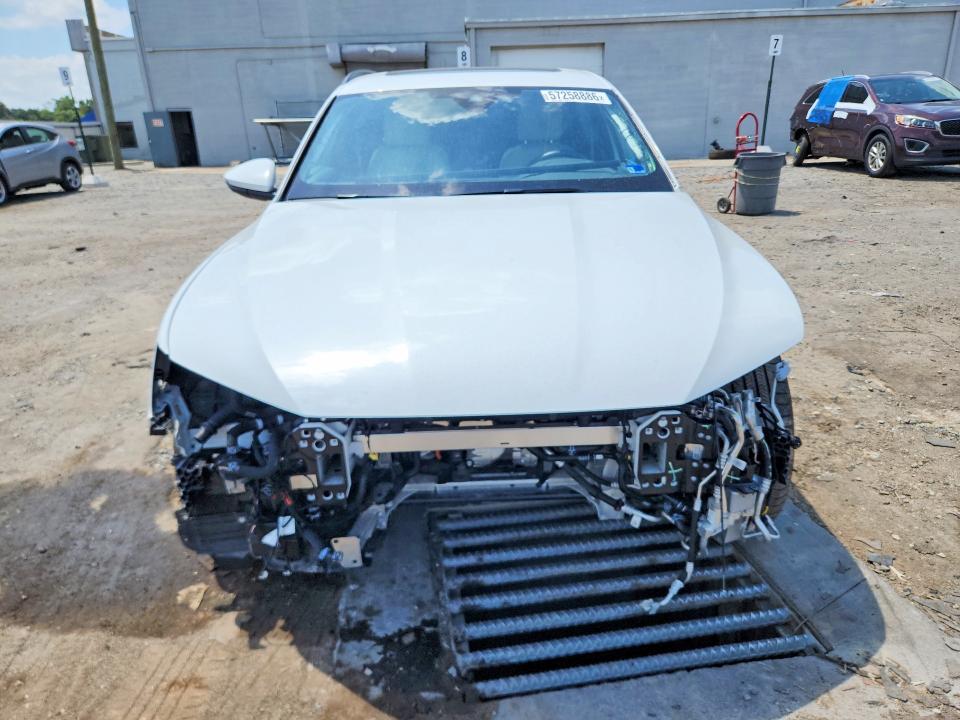57258886 :رقم المزاد ، WA14AAGE9RB054964 vin ، 2024 Audi Q8 E-tron مزاد بيع