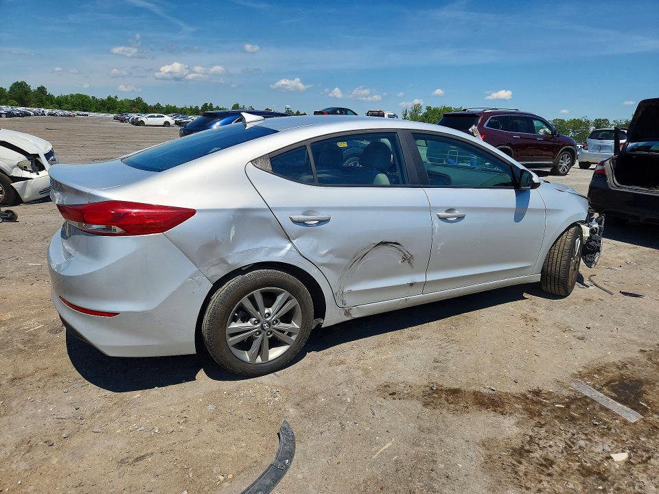 Продажа на аукционе авто 2018 Hyundai Elantra, vin: 5NPD84LF8JH328045, номер лота: 57563926