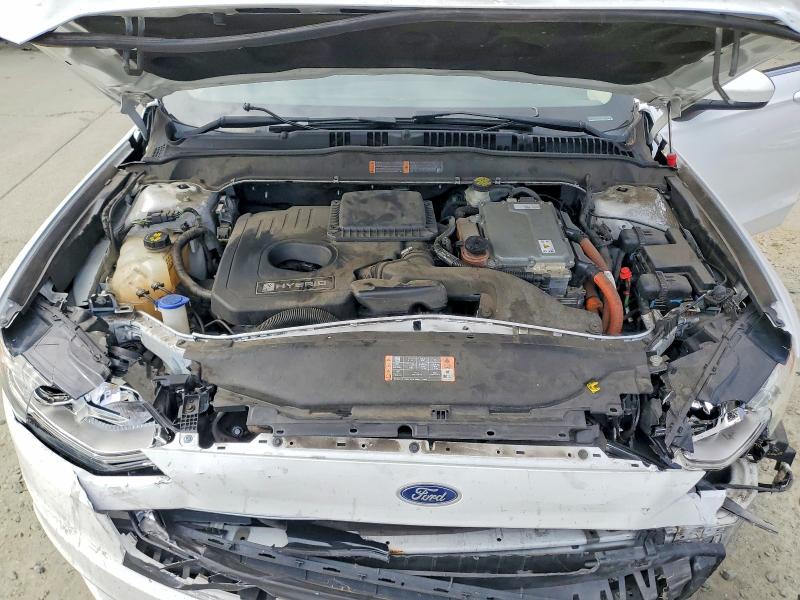 58080936 :رقم المزاد ، 3FA6P0LU8JR133343 vin ، 2018 Ford Fusion مزاد بيع