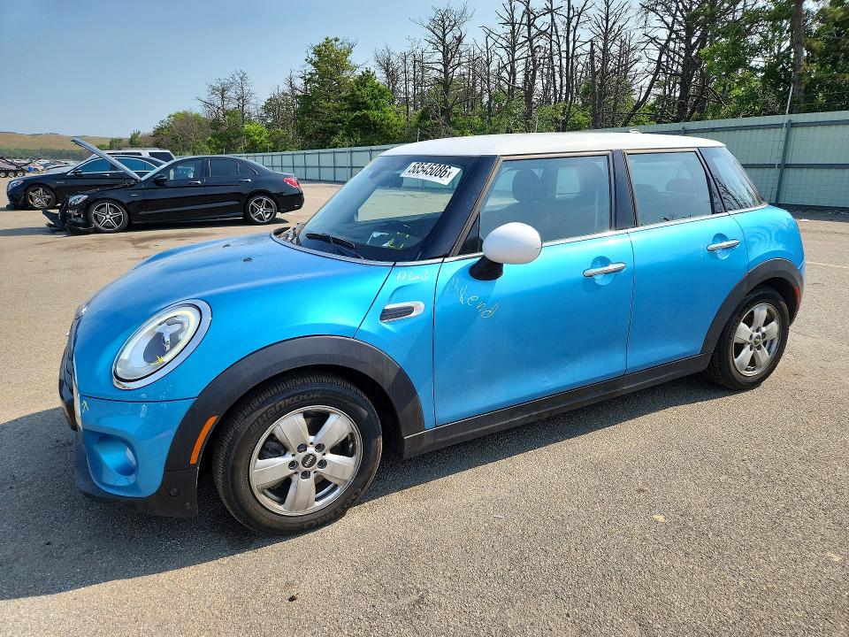 2016 Mini Cooper მანქანა იყიდება აუქციონზე, vin: WMWXU1C58G2D09701, აუქციონის ნომერი: 58545086