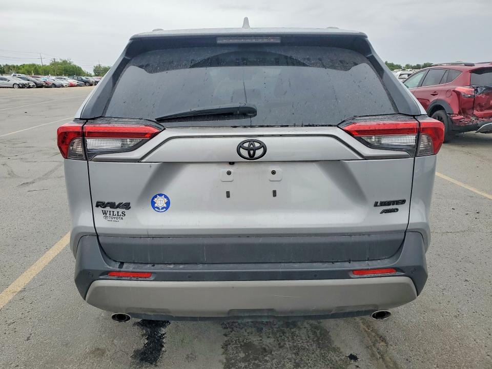 Продажа на аукционе авто 2022 Toyota Rav4, vin: 2T3N1RFV3NW324539, номер лота: 58622176