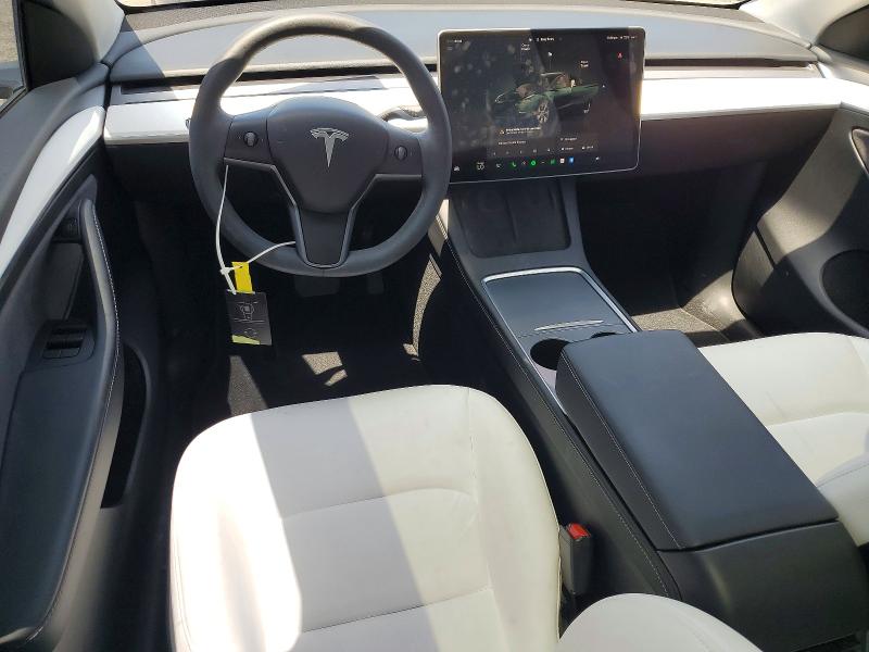 55795076 :رقم المزاد ، 7SAYGDED3RF093504 vin ، 2024 Tesla Model Y مزاد بيع