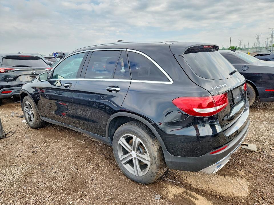58709896 :رقم المزاد ، WDC0G4KB2GF099164 vin ، 2016 Mercedes-benz Glc مزاد بيع