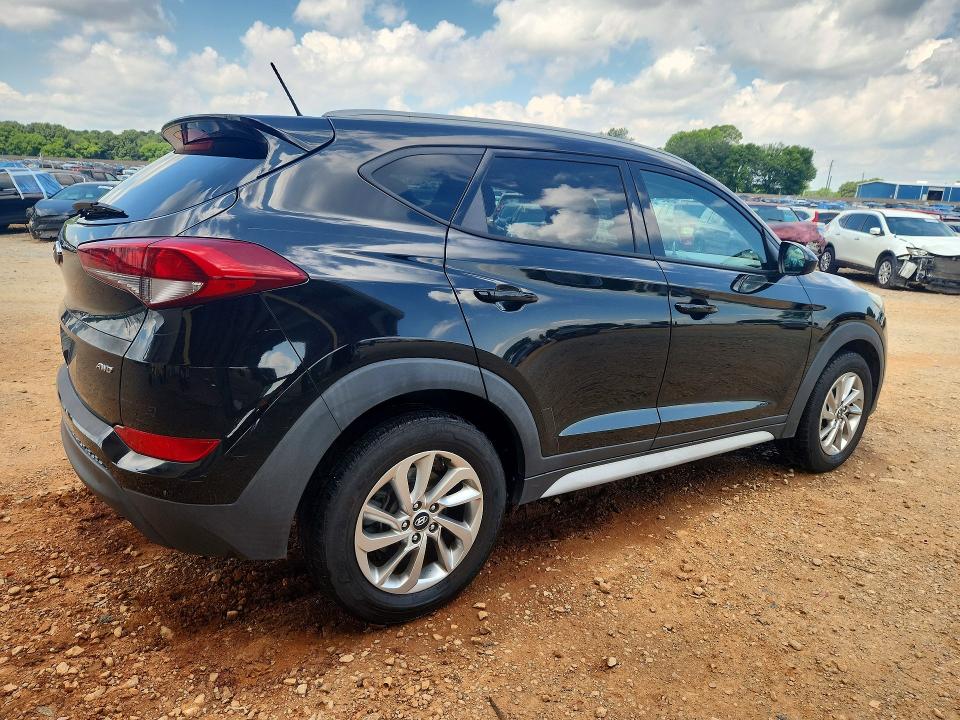 56771896 :رقم المزاد ، KM8J3CA44HU461801 vin ، 2017 Hyundai Tucson مزاد بيع