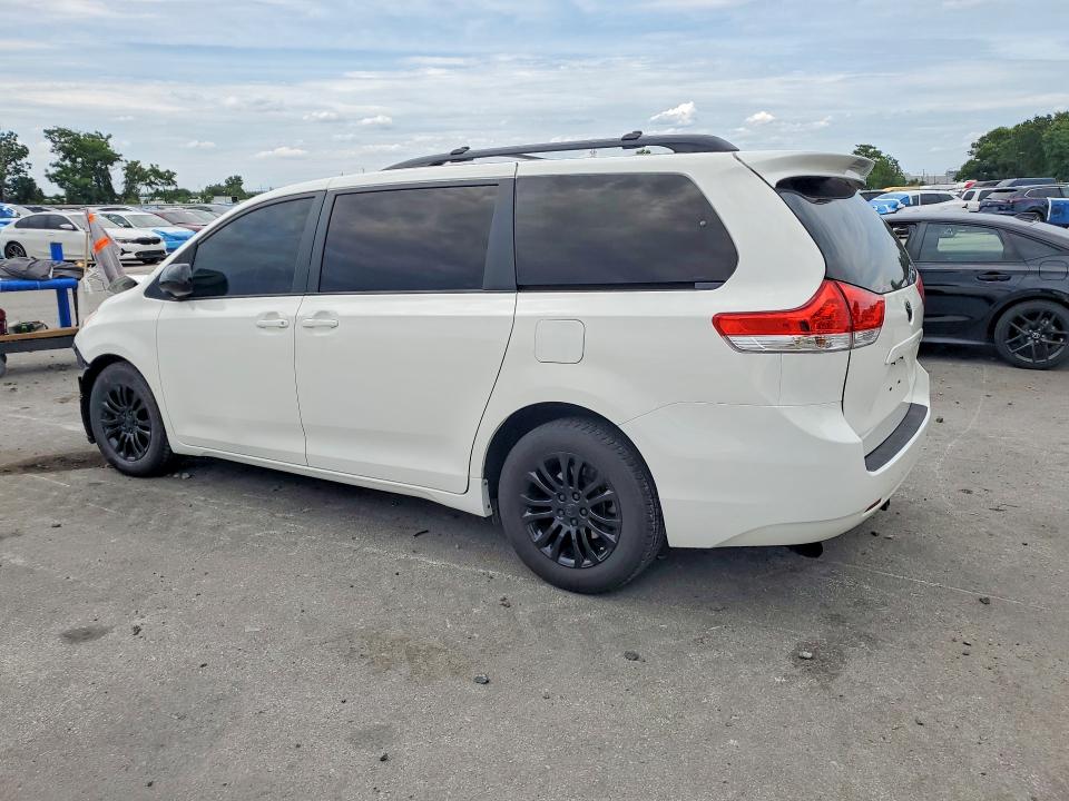 2014 Toyota Sienna მანქანა იყიდება აუქციონზე, vin: 5TDYK3DCXES438287, აუქციონის ნომერი: 55024566