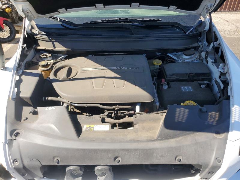 56314636 :رقم المزاد ، 1C4PJMCS0HW513712 vin ، 2017 Jeep Cherokee مزاد بيع