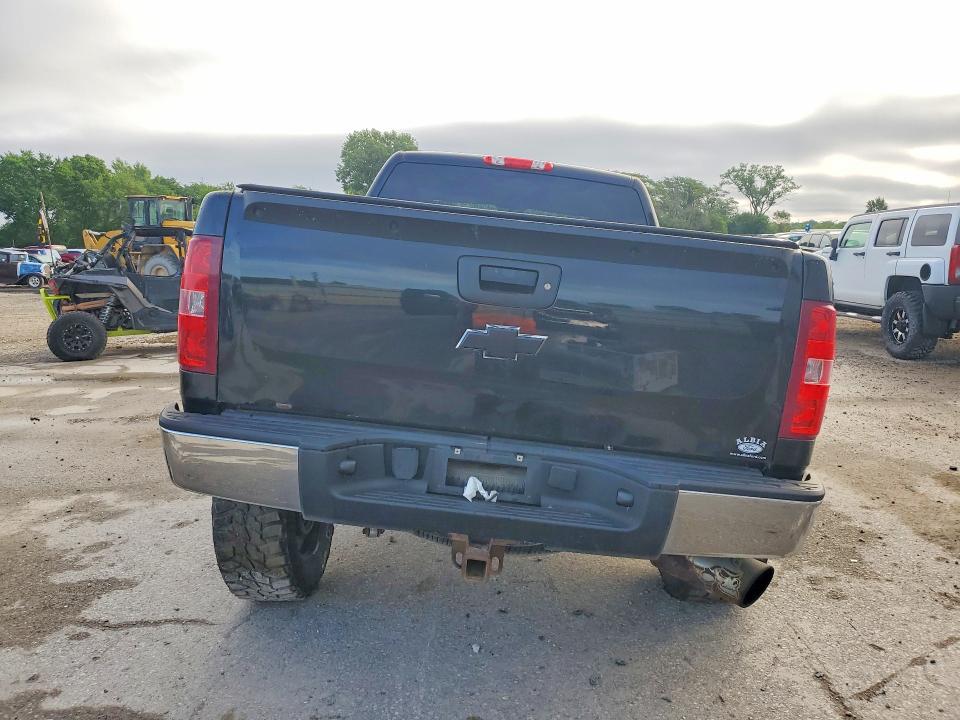 Продаж на аукціоні авто 2013 Chevrolet Silverado, vin: 1GCRKSE79DZ300673, номер лоту: 56127806