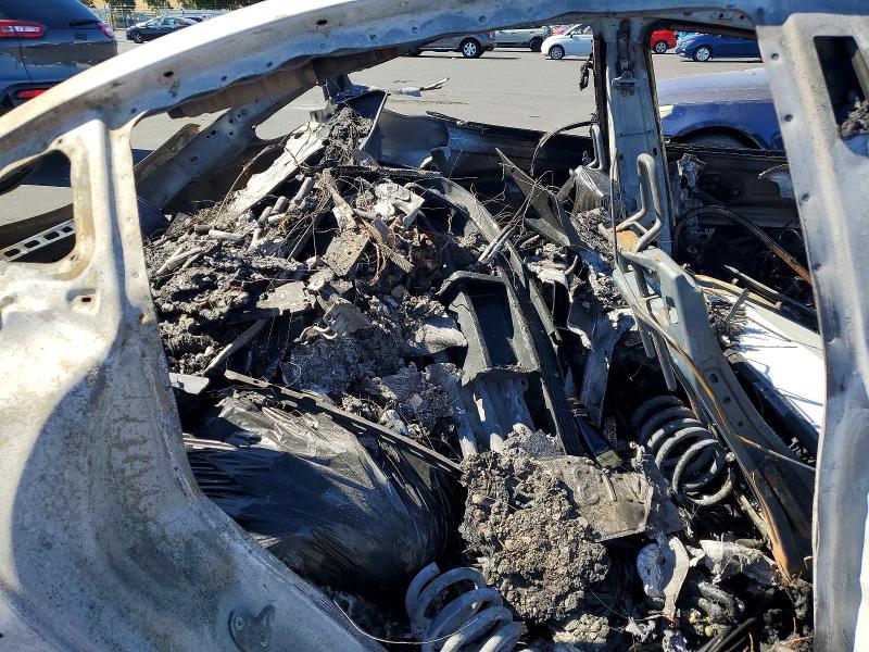 2025 Tesla Model 3 მანქანა იყიდება აუქციონზე, vin: 5YJ3E1ET1SF966501, აუქციონის ნომერი: 57018916