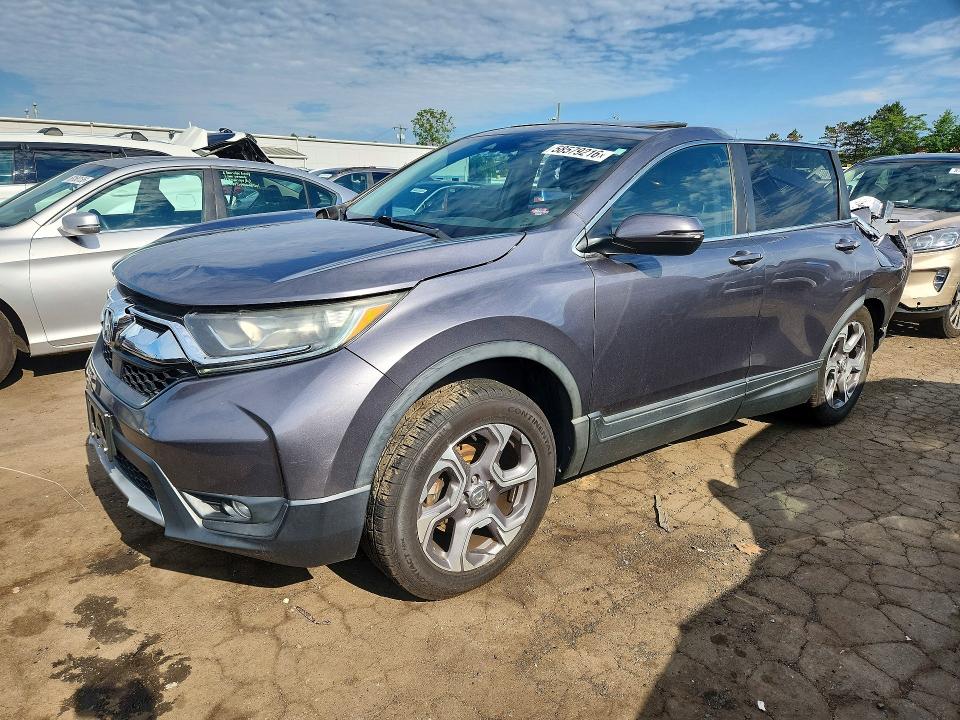 58579216 :رقم المزاد ، 7FARW2H55JE083241 vin ، 2018 Honda Cr-v مزاد بيع