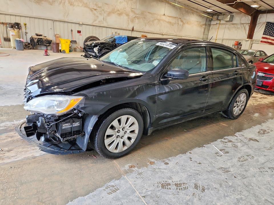 Продажа на аукционе авто 2014 Chrysler 200, vin: 1C3CCBAB9EN231140, номер лота: 58331816