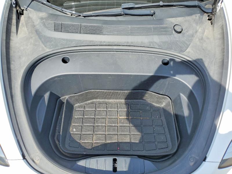 56085076 :رقم المزاد ، 5YJ3E1EB9NF260971 vin ، 2022 Tesla Model 3 مزاد بيع