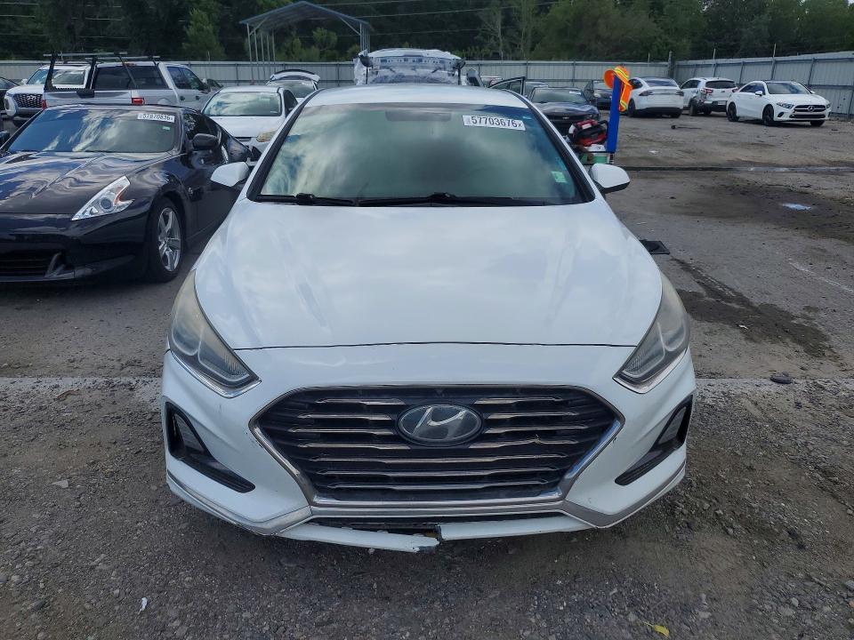 2018 Hyundai Sonata მანქანა იყიდება აუქციონზე, vin: 5NPE24AFXJH605755, აუქციონის ნომერი: 57703676