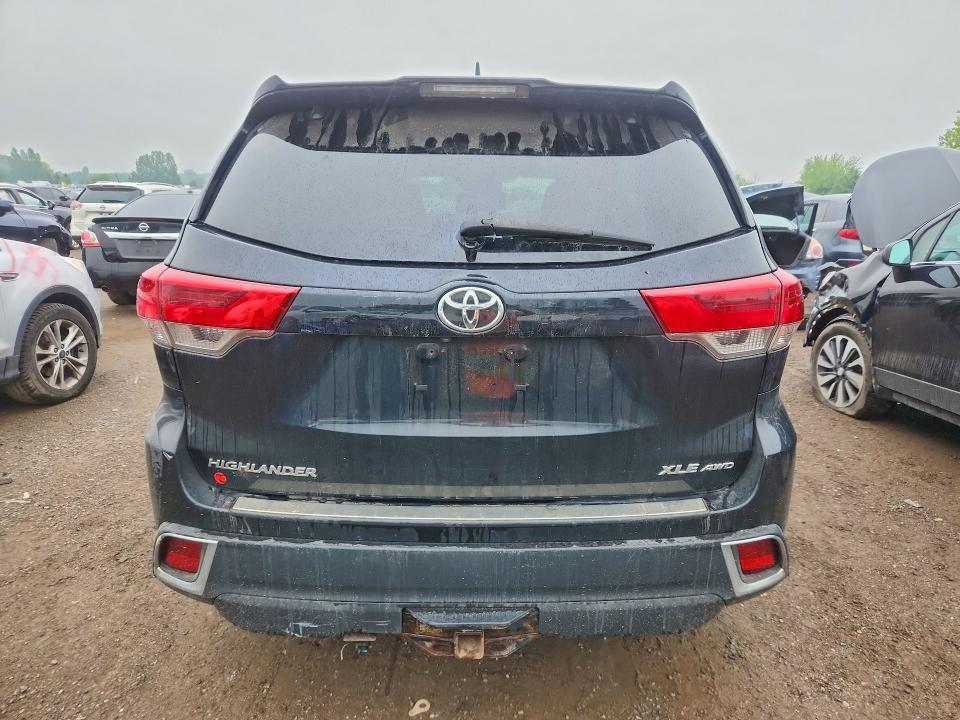 2017 Toyota Highlander მანქანა იყიდება აუქციონზე, vin: 5TDJZRFH6HS395175, აუქციონის ნომერი: 56746056