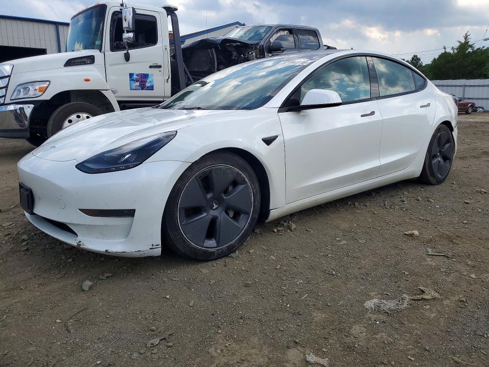 Продажа на аукционе авто 2023 Tesla Model 3, vin: 5YJ3E1EA8PF576758, номер лота: 57194916