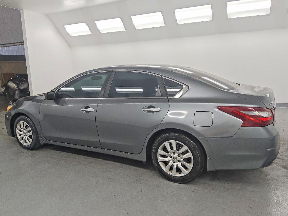 Продаж на аукціоні авто 2018 Nissan Altima, vin: 1N4AL3AP6JC129276, номер лоту: 54885326
