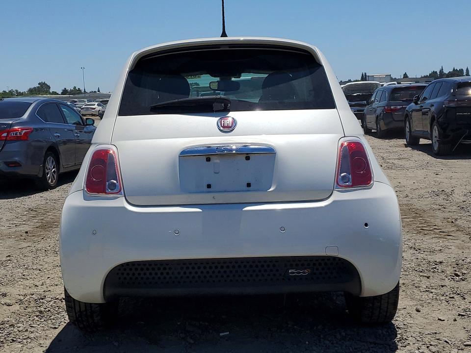 Продажа на аукционе авто 2017 Fiat 500, vin: 3C3CFFGE5HT699340, номер лота: 57675946
