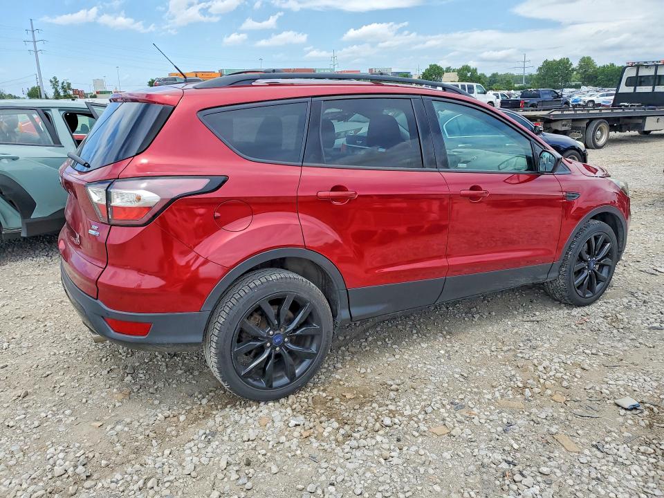 2017 Ford Escape მანქანა იყიდება აუქციონზე, vin: 1FMCU9GD4HUB63362, აუქციონის ნომერი: 56845036