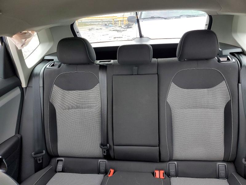 58779826 :رقم المزاد ، 3VVMX7B22NM023046 vin ، 2022 Volkswagen Taos مزاد بيع