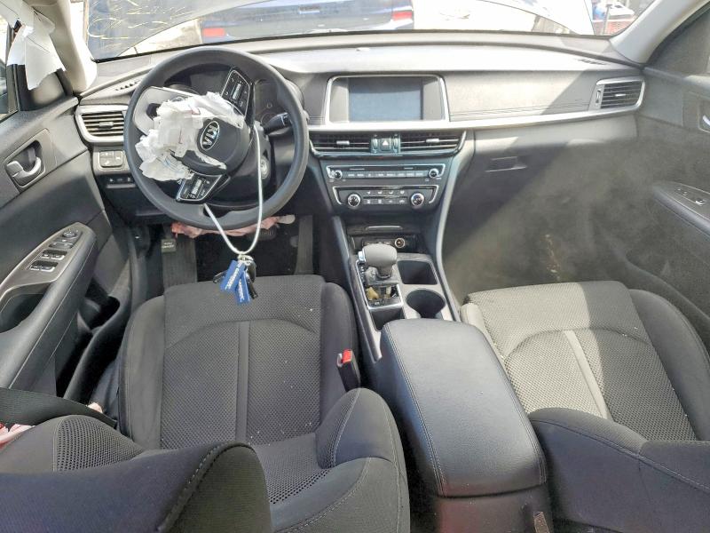 2019 Kia Optima მანქანა იყიდება აუქციონზე, vin: 5XXGT4L30KG335800, აუქციონის ნომერი: 57015846