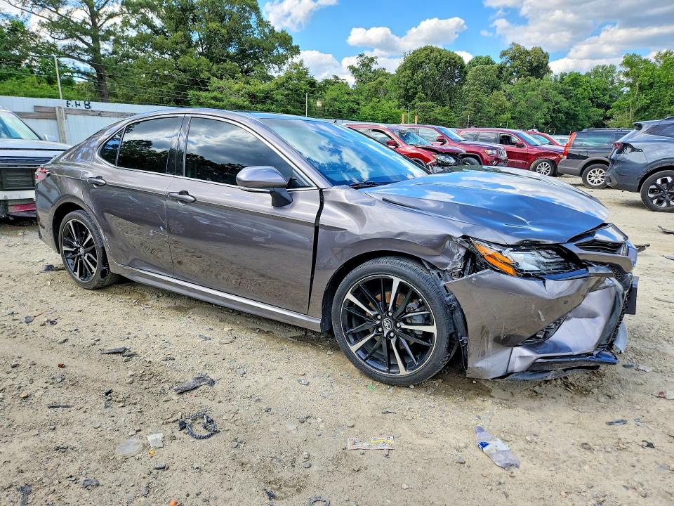 Aukcja sprzedaży 2018 Toyota Camry, vin: 4T1B61HK2JU037348, numer aukcji: 57361436